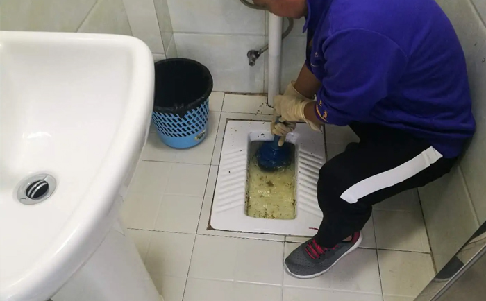 汤旺河疏通蹲坑